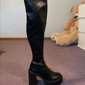 Steve Madden boots